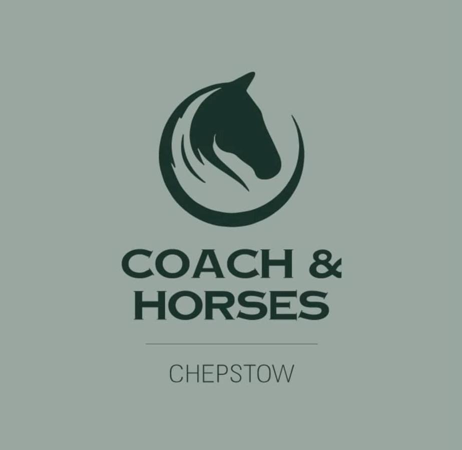 The Coach And Horses Inn Chepstow Extérieur photo